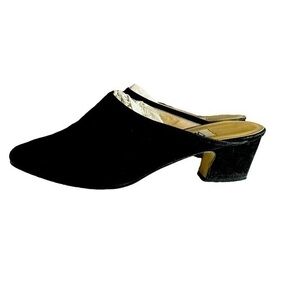 Vintage Nine West 'Justina' Black Nubuck Heels